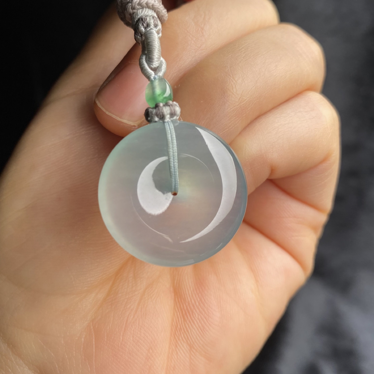 缅甸天然A货翡翠冰种带底色平安扣