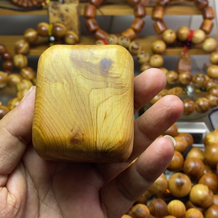 柏木（崖柏）崖柏手把件