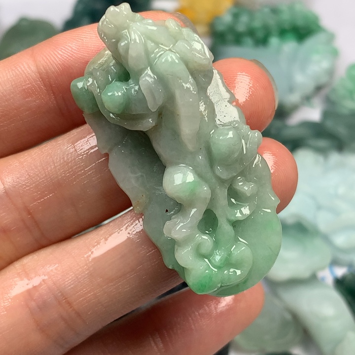 定制翡翠未镶嵌翡翠