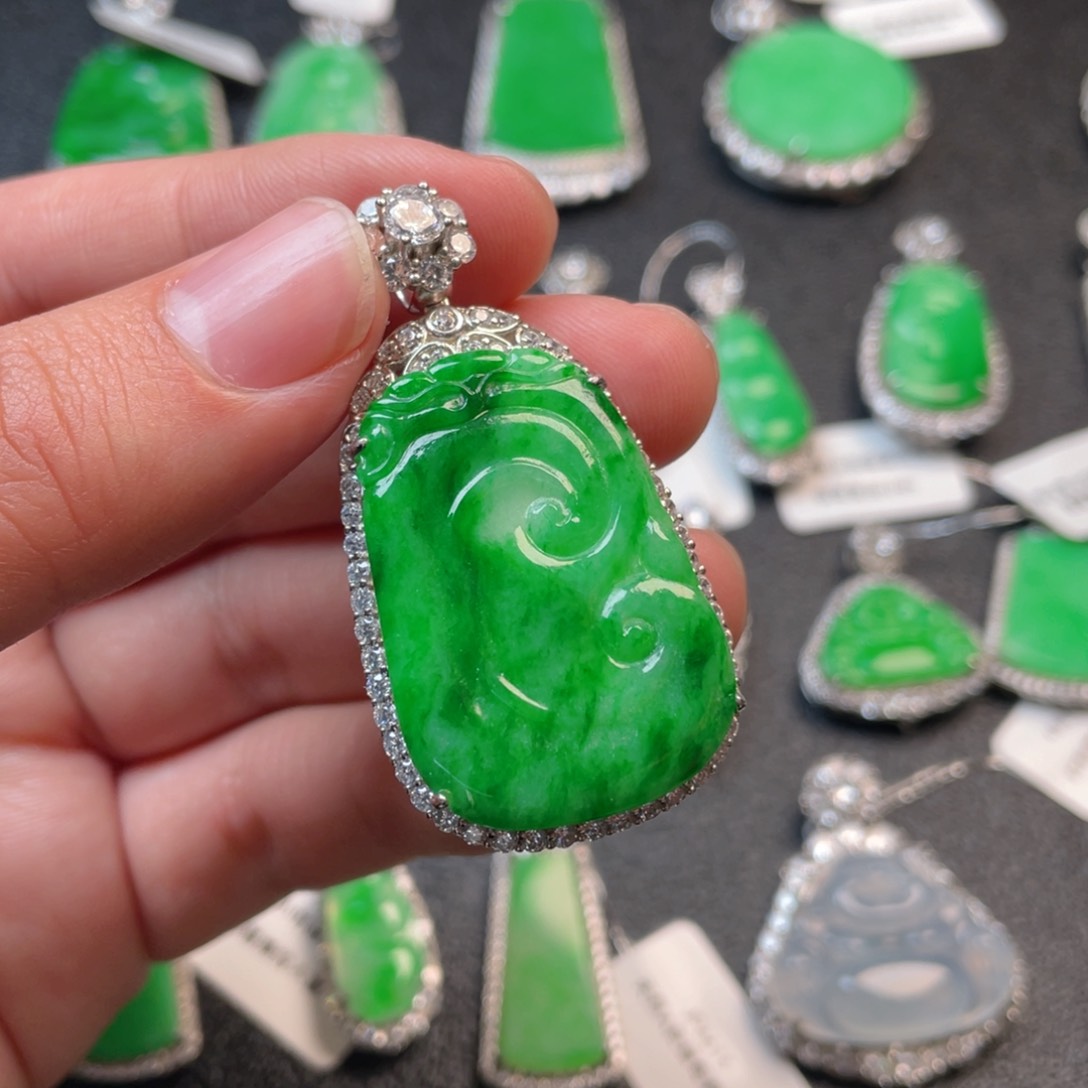 翡翠吊坠(不含链)银S925镶嵌