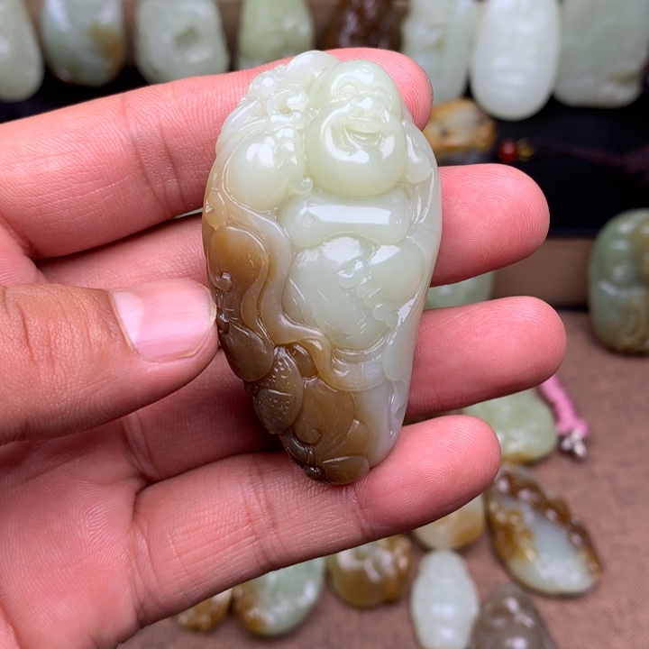 和田玉（糖玉）未镶嵌颈饰