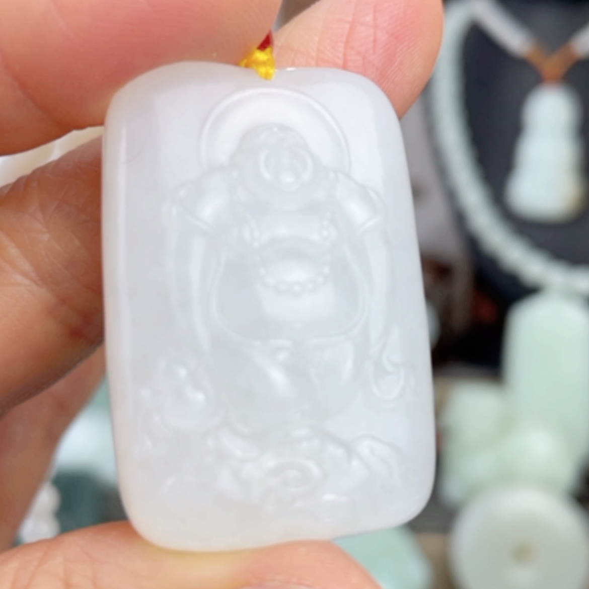 【闪购商品】颈饰未镶嵌和田玉