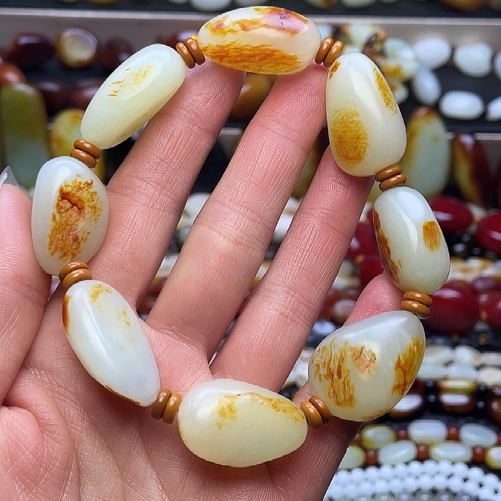 达***7和田玉未镶嵌手串