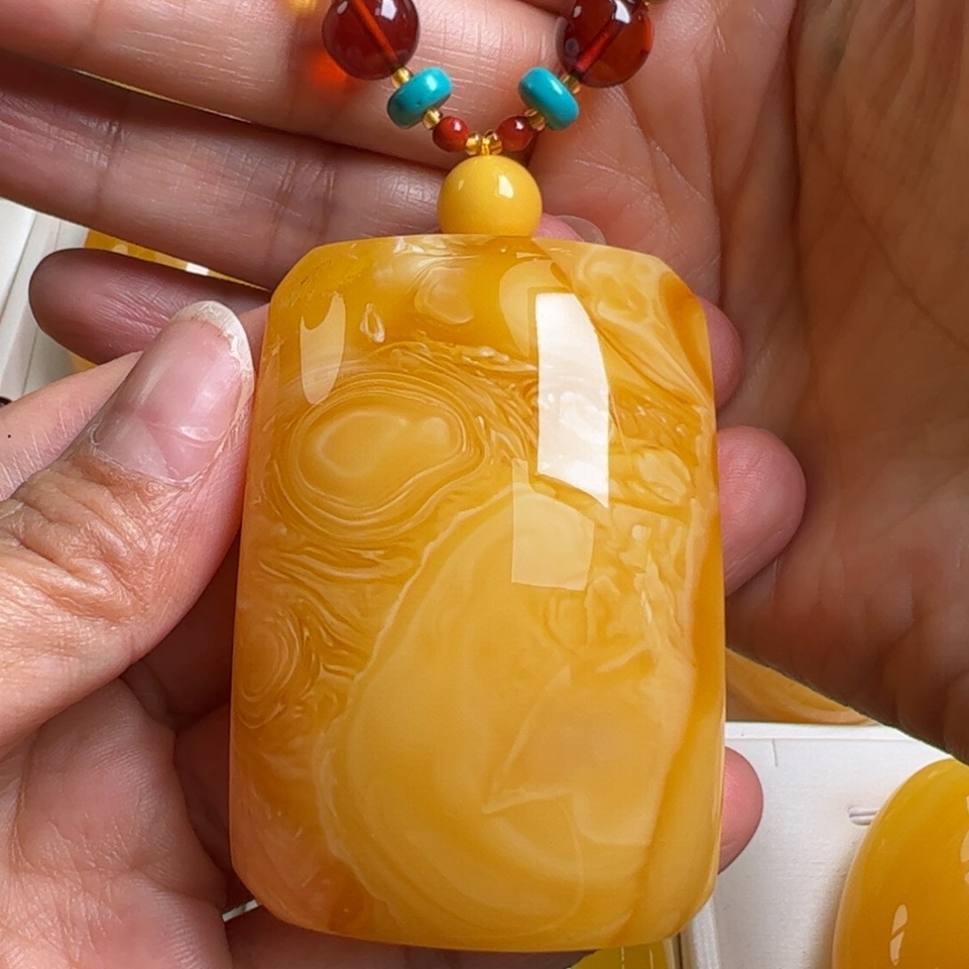 蜜蜡毛衣链未镶嵌无优化