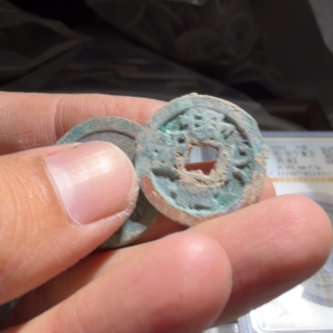 爱***谁定制工艺品定制工艺品