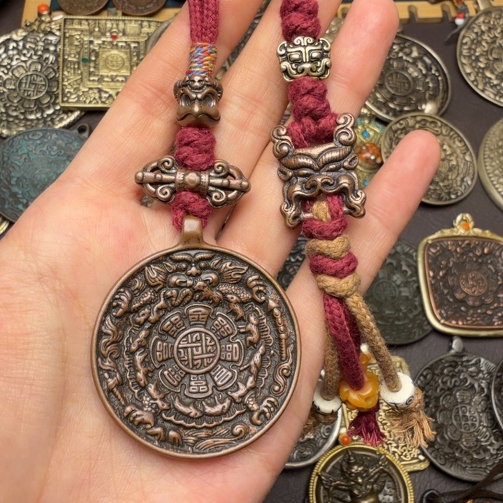 藏传文玩九宫如图