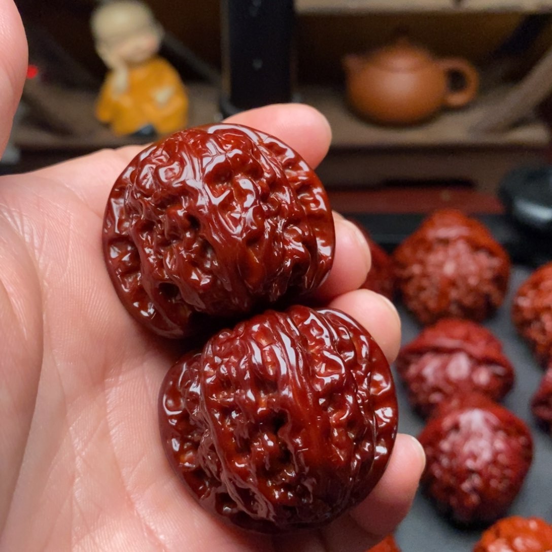 吊坠文玩核桃37白狮子修尖