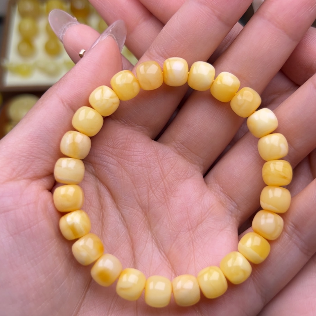 琥珀未镶嵌裸石浓蜡妖花