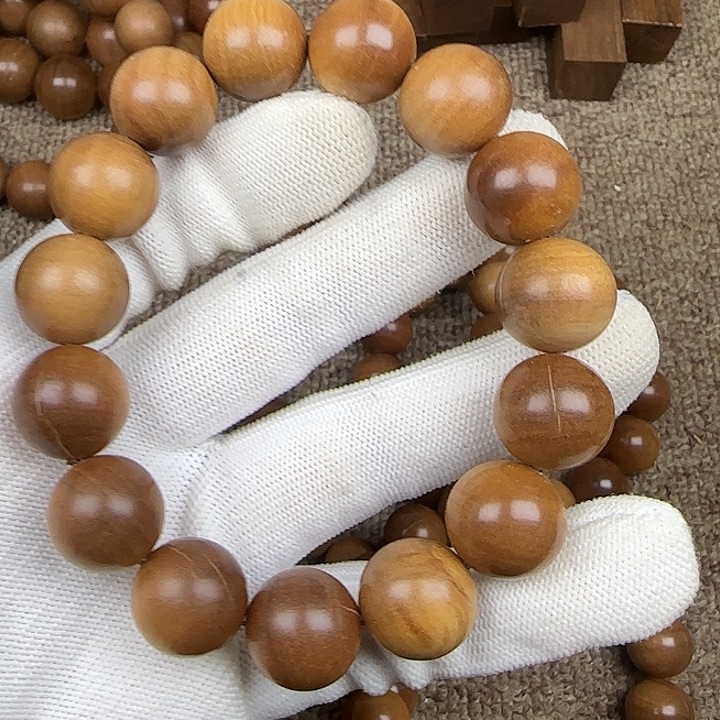 木檀香1.5………………………………微瑕