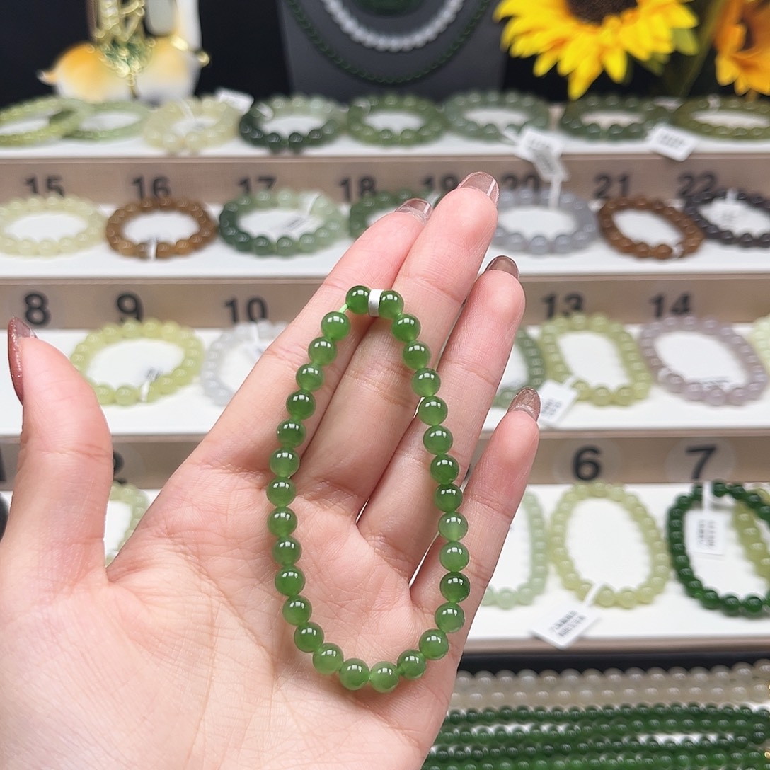 木***梨和田玉未镶嵌手链