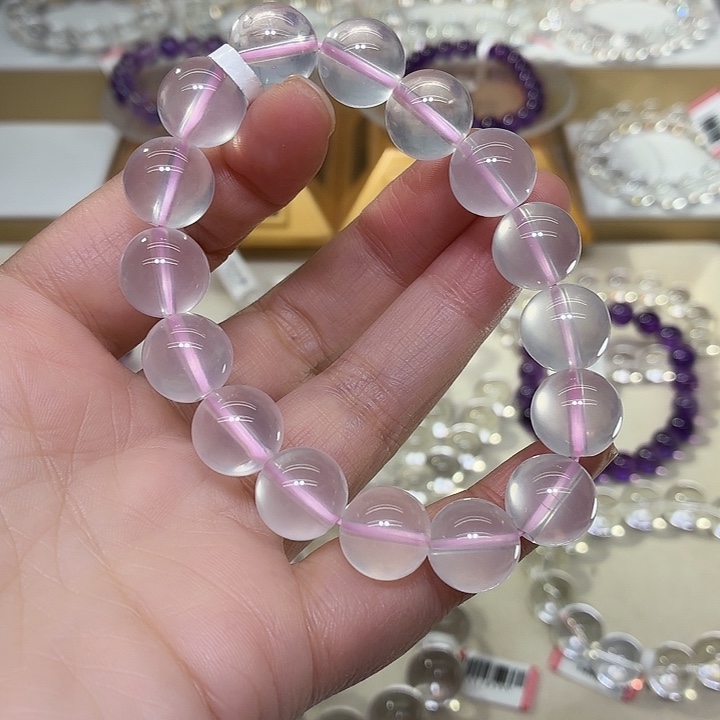 玉粉水卡12mm手串