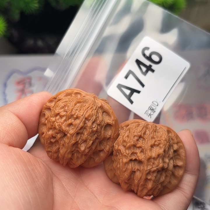桃核把件核桃血麒麟39