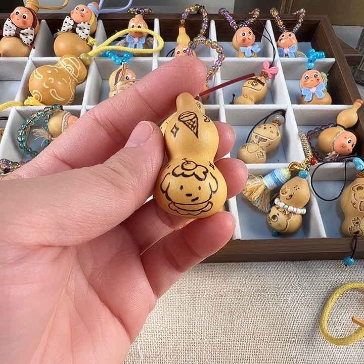 木福利1，6.6包邮，打个葫芦两字