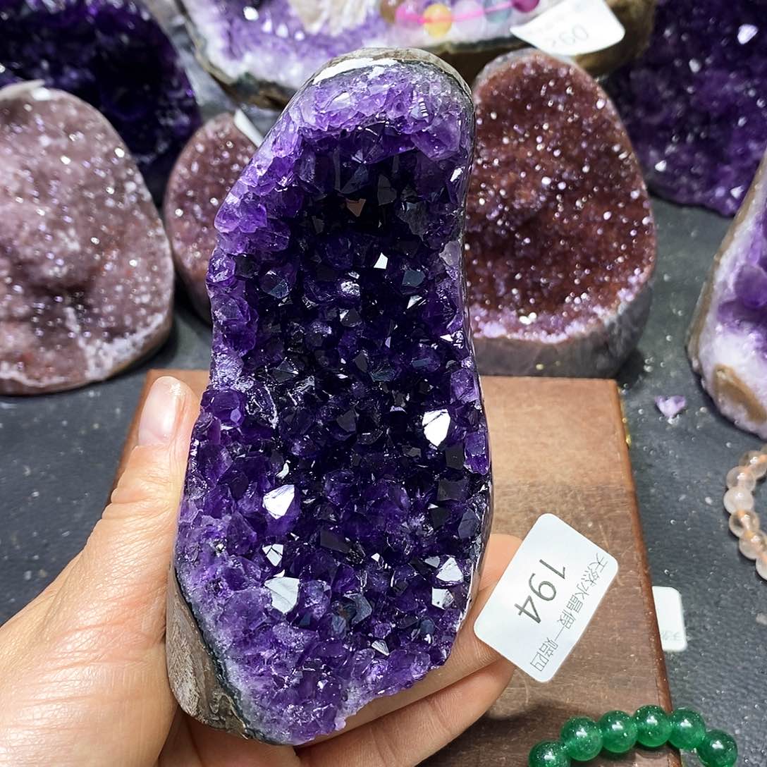 水晶大型摆件（非配饰）未镶嵌