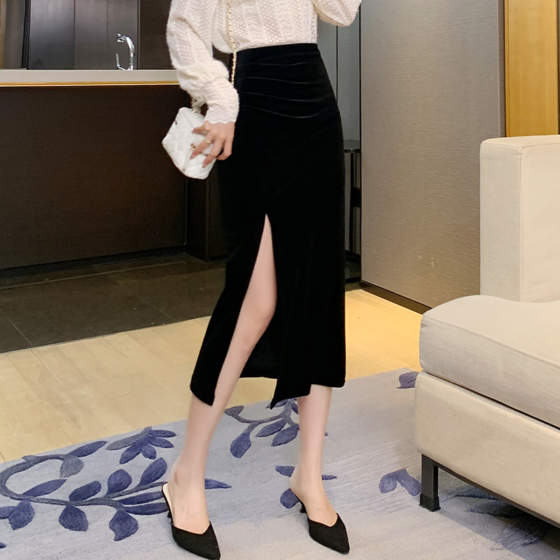 高腰开叉金丝绒半身裙女秋季褶皱显瘦拉链气质包臀裙黑色中长裙子