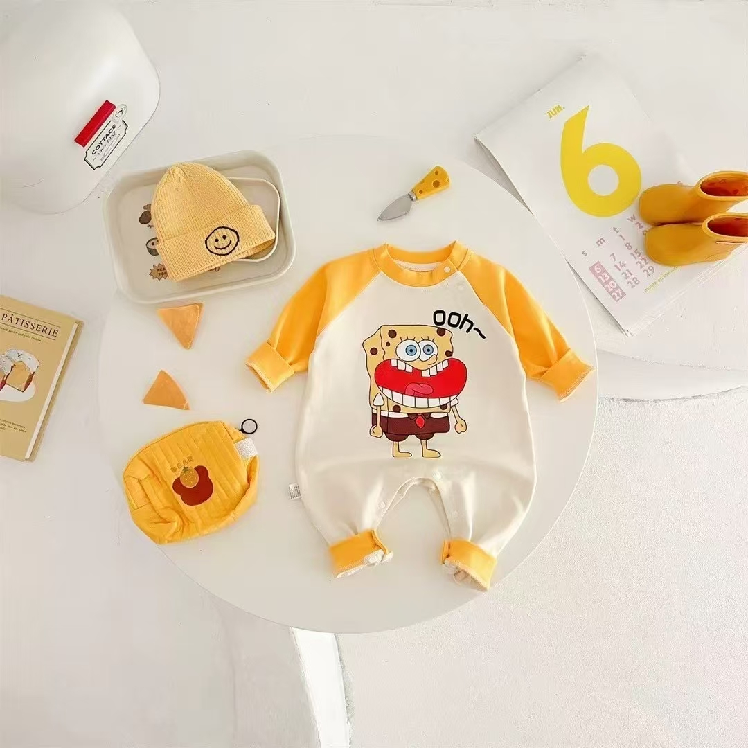 宝宝的爬服外出服