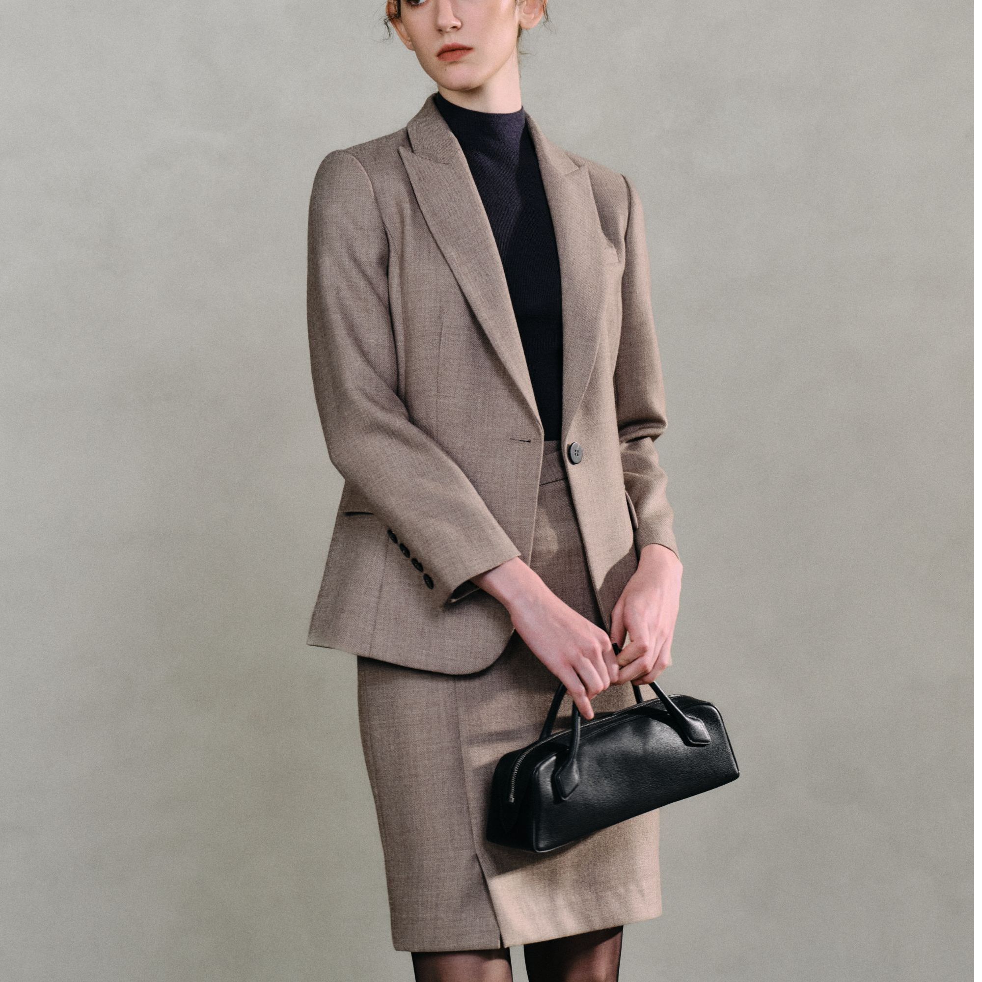 MSDJW1085测款常规款衬衫袖单排扣女轻职风西装职业商务气质时尚