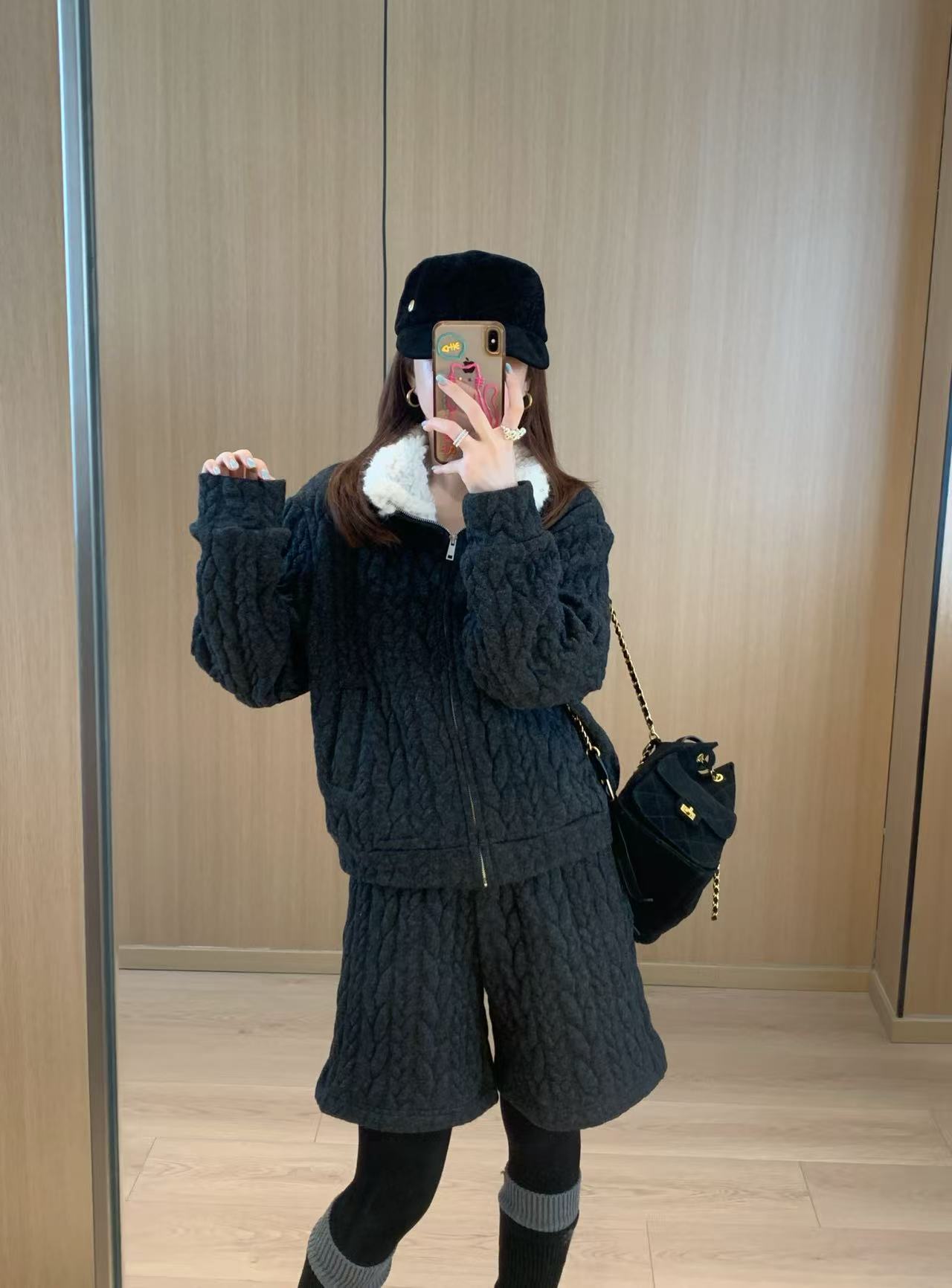 2025新款时尚套装韩系立领翻领拉链麻花外套松紧腰阔腿短裤两件套