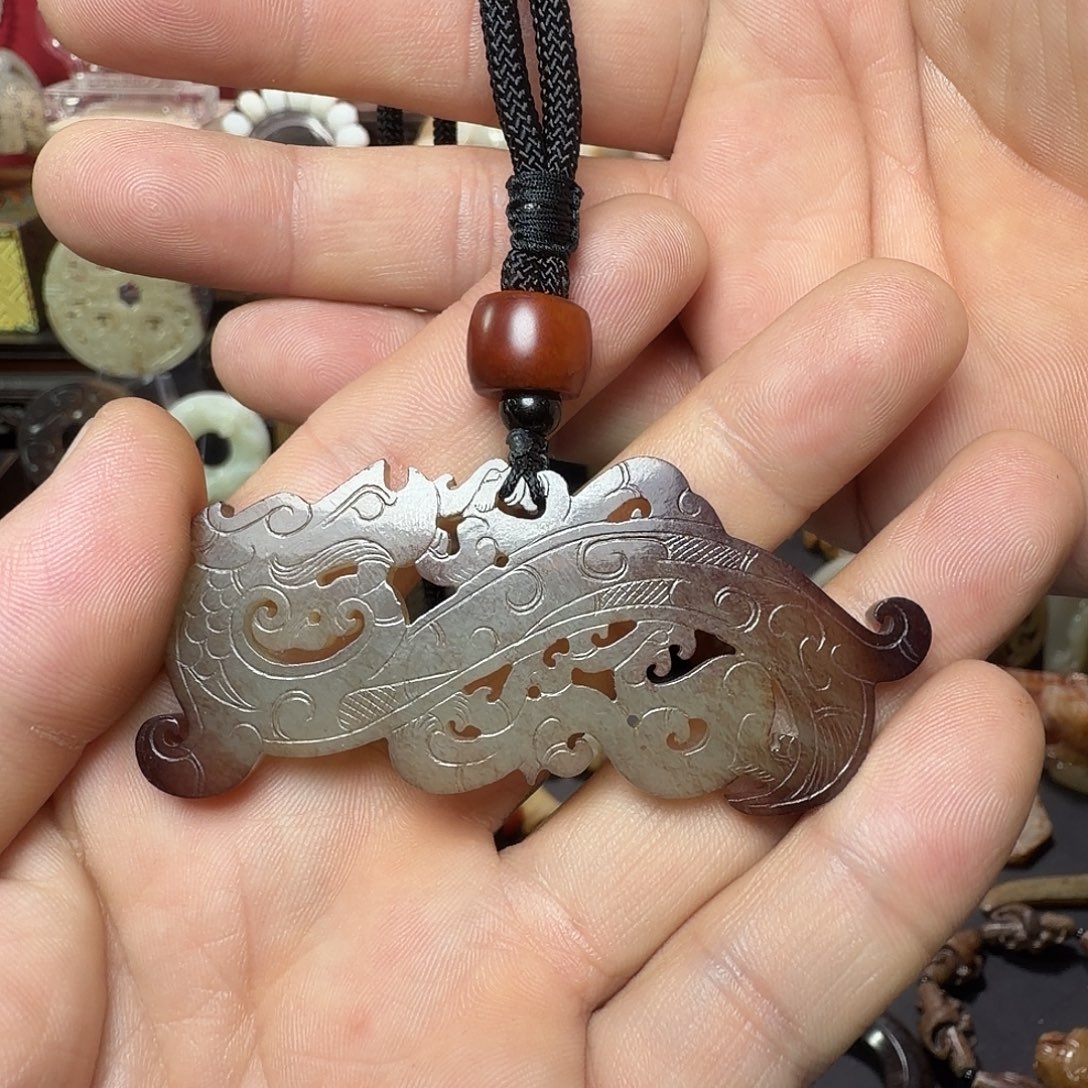 一***伴和田玉（糖玉）未镶嵌挂件