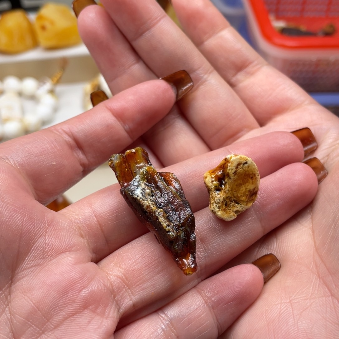 家****定制琥珀未镶嵌天然蜜蜡原石