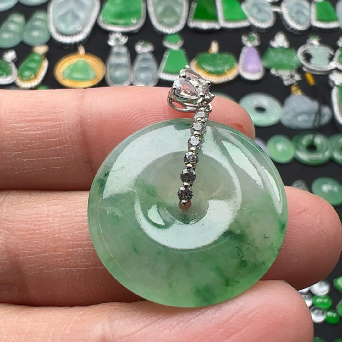 翡翠颈饰18K金镶嵌扣29