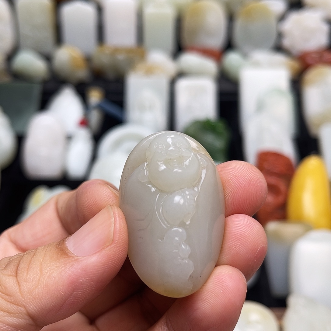 和田玉颈饰未镶嵌