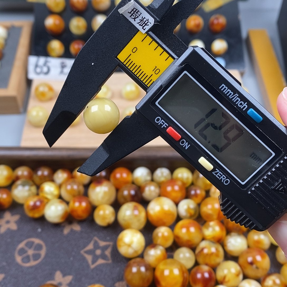 蜜蜡未镶嵌珠宝奇石蜜蜡1323