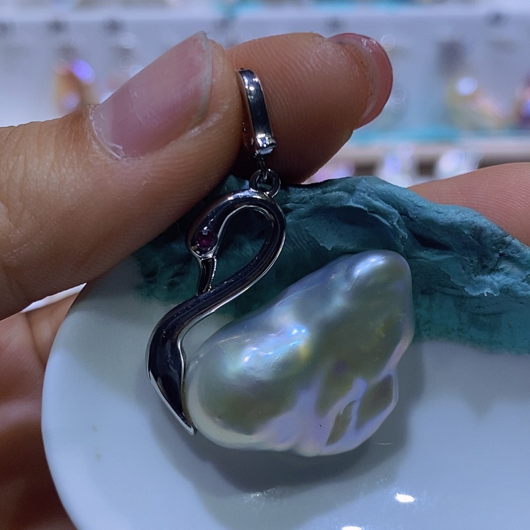 未镶嵌淡水珍珠吊坠