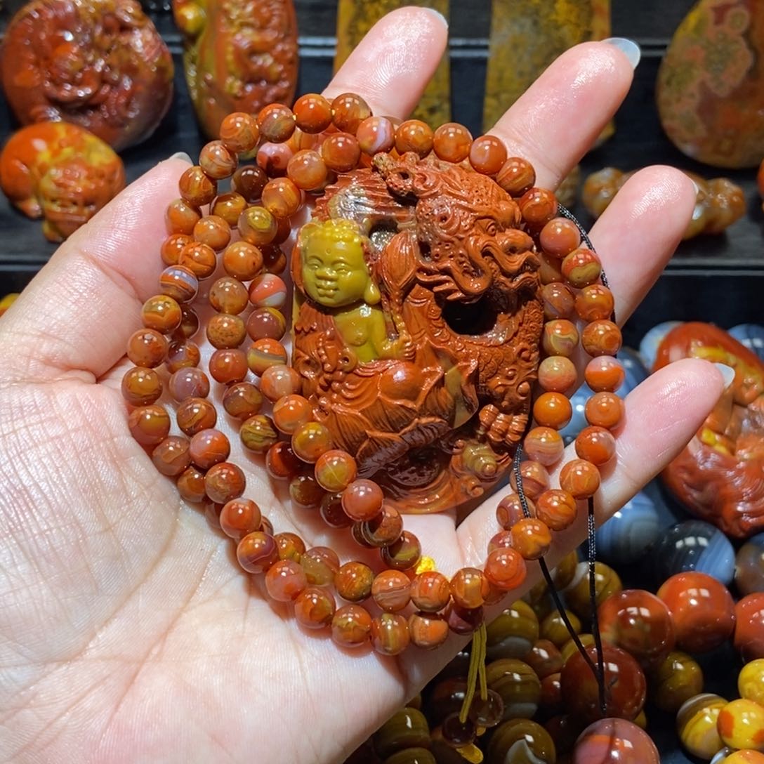 玛瑙/玉髓颈饰未镶嵌