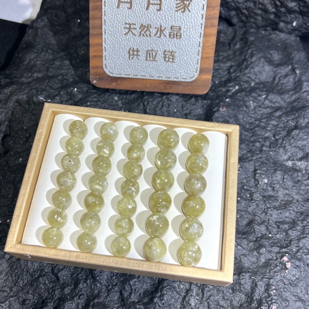 【月月家】V0230金绿祖母晶通孔单珠 多样性发其一