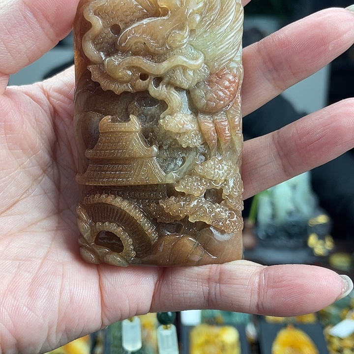 未镶嵌蛇纹石玉颈饰
