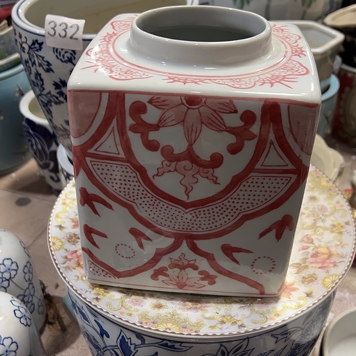 瓷片瑕。。。。。。。。。。。。。。