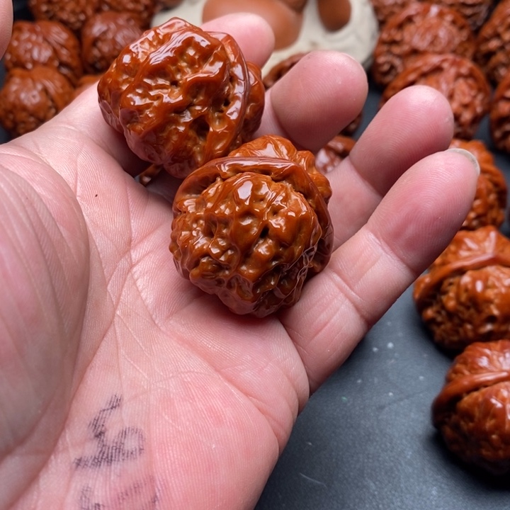 核桃M**陳蛤蟆头123