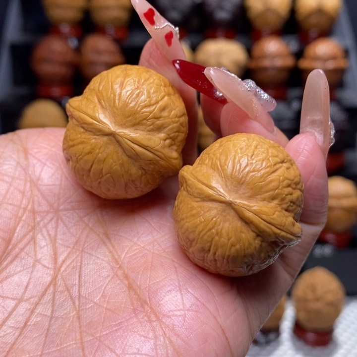 文玩核桃把件晶玉21号30尺