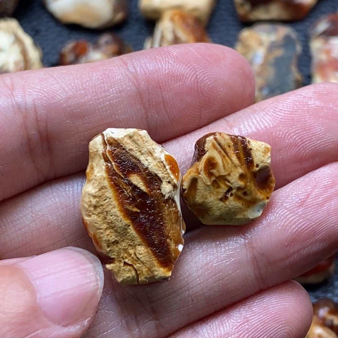 M****定制琥珀未镶嵌琥珀蜜蜡原石定制