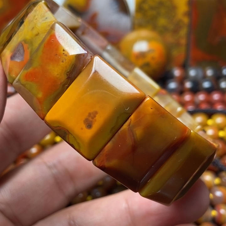 玛瑙/玉髓手串未镶嵌