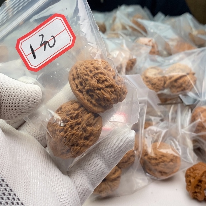 文玩核桃把件真**猫密纹福利217