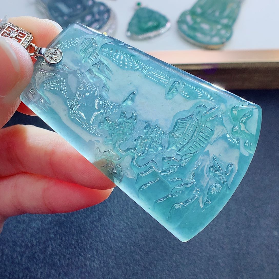 翡翠颈饰未镶嵌翡翠