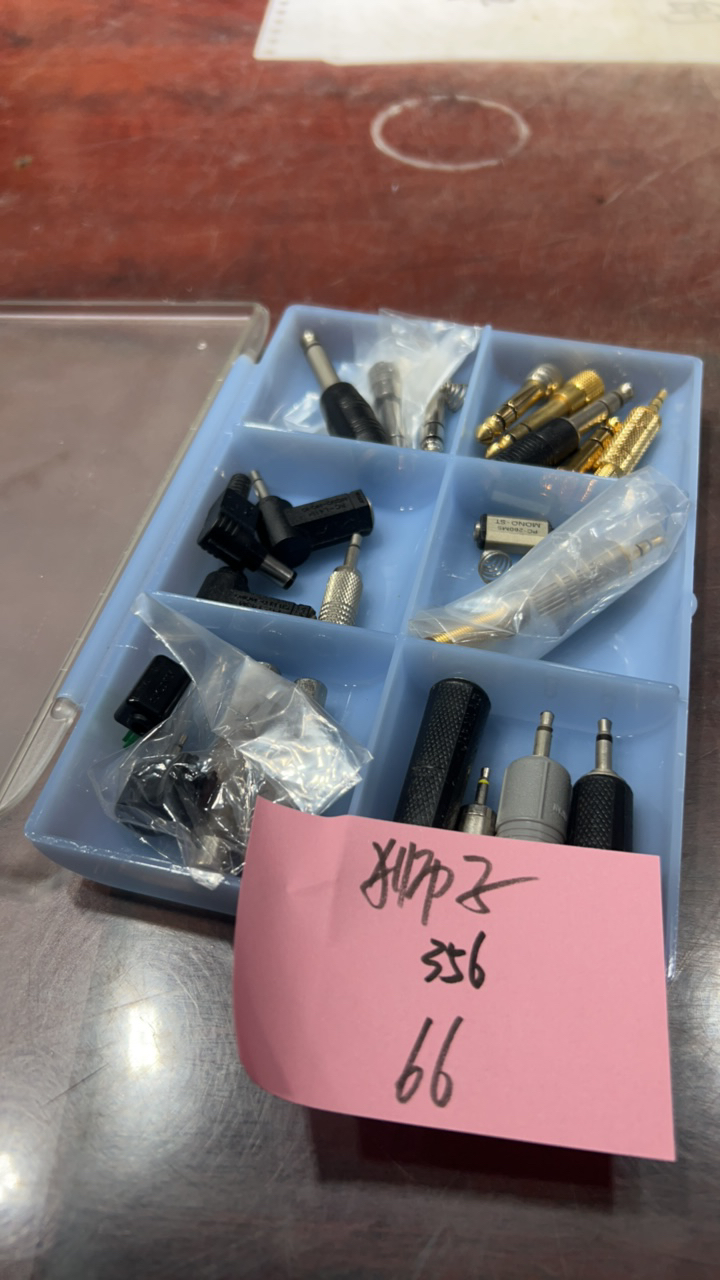 8新  二手电子商品配件，看好下单，不保证好坏。356