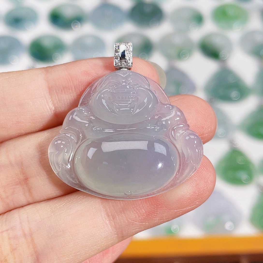 颈饰18K金镶嵌翡翠吊坠