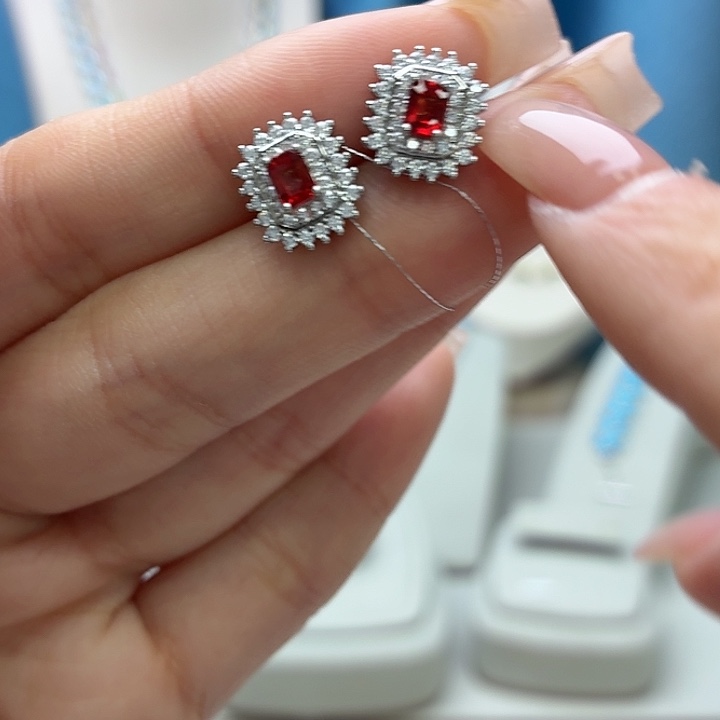 耳饰银S925镶嵌蓝宝石