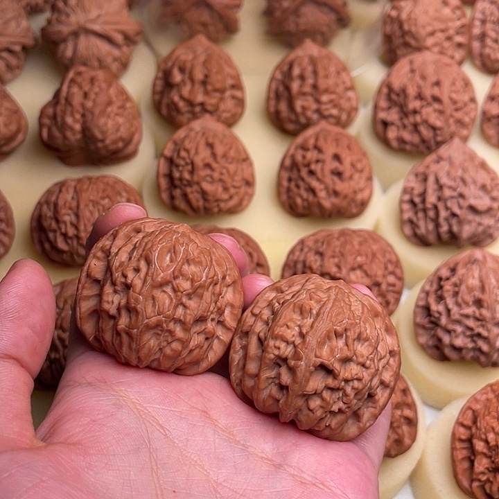 斯***孙文玩核桃把件磨盘39