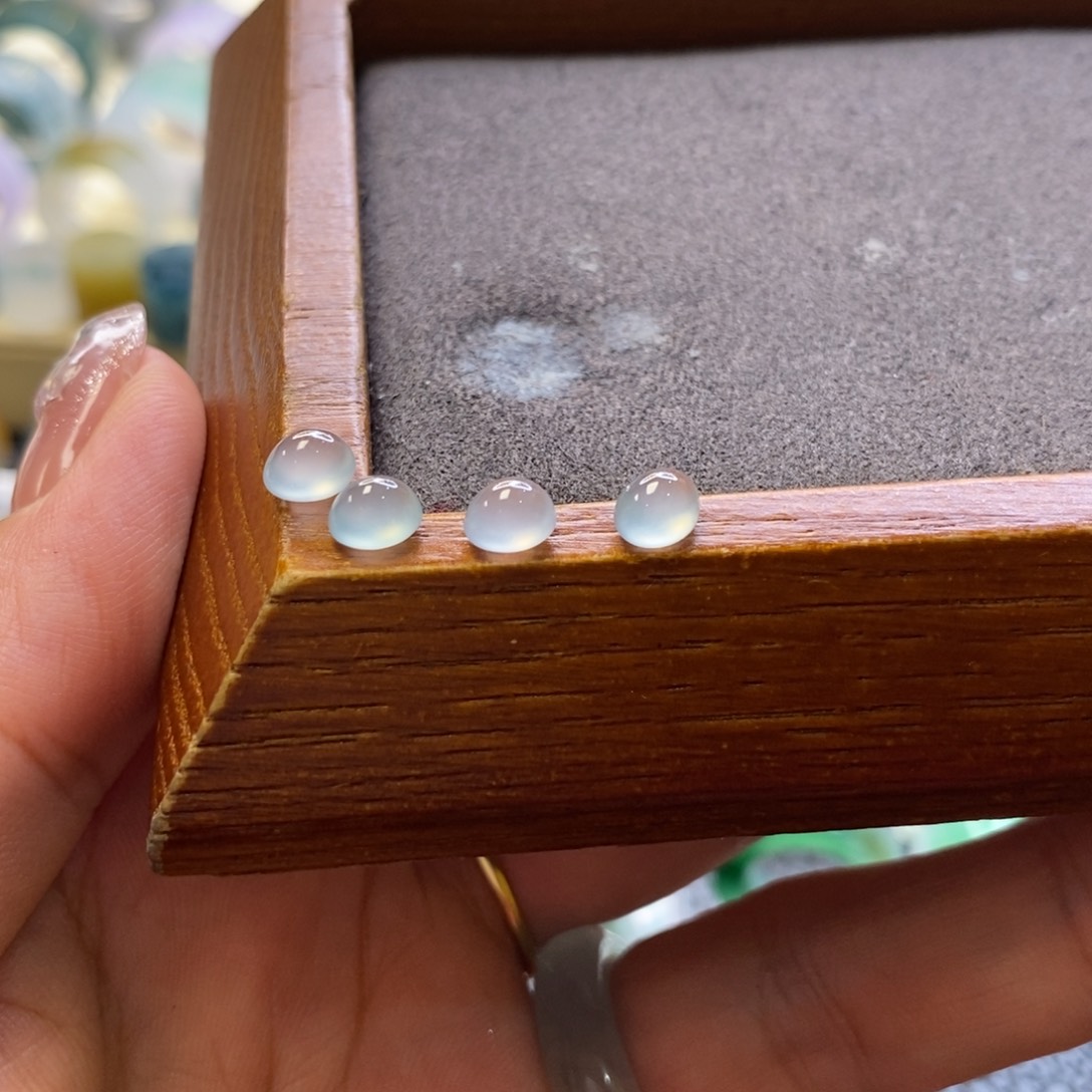 定制翡翠未镶嵌水***灵翡翠工费