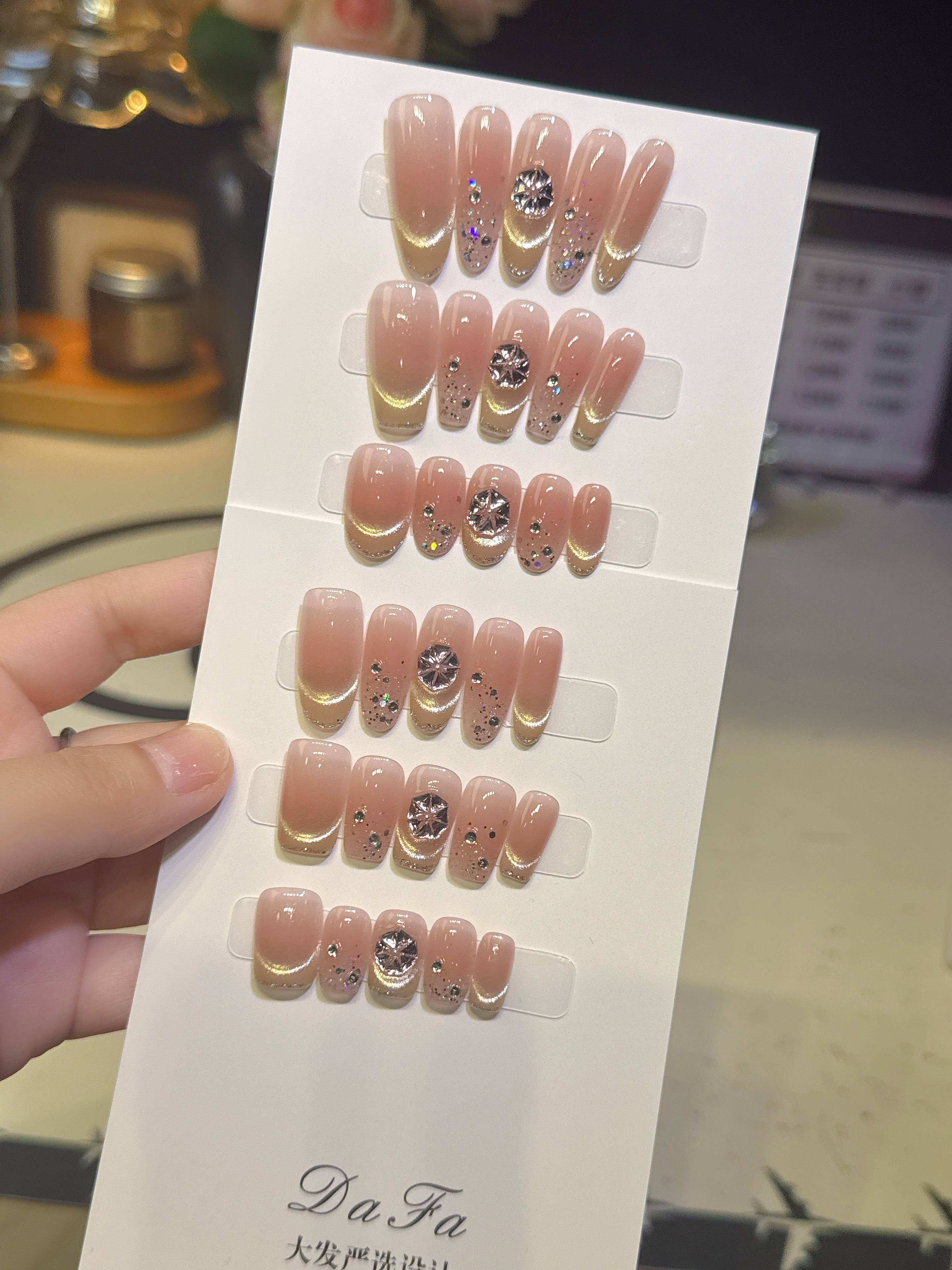 【时来运转】——大发手工穿戴甲