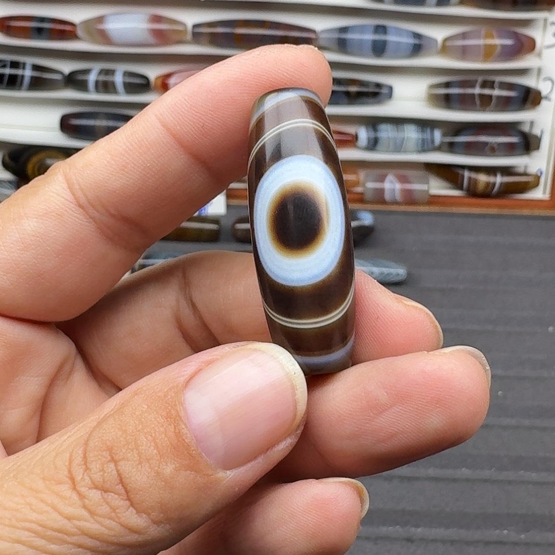 就***串玛瑙/玉髓合金珠宝半成品