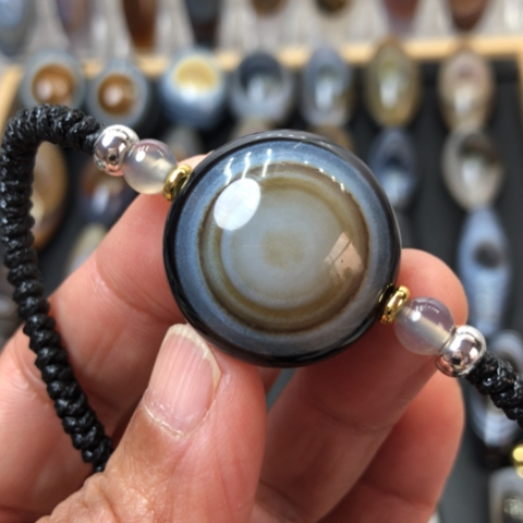 b***n玛瑙/玉髓未镶嵌吊坠(不含链)