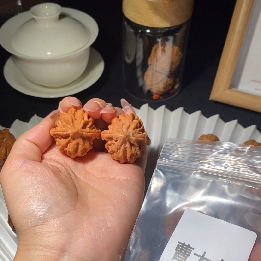 文玩核桃吊坠曹大龙35