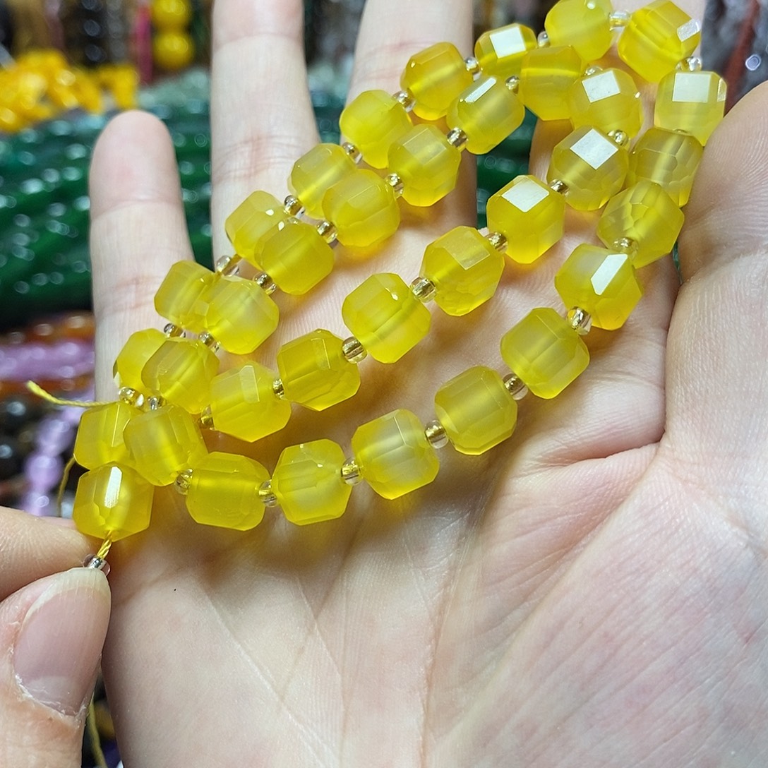 玛瑙/玉髓未镶嵌珠宝半成品黄玛瑙方糖一条卡8mm