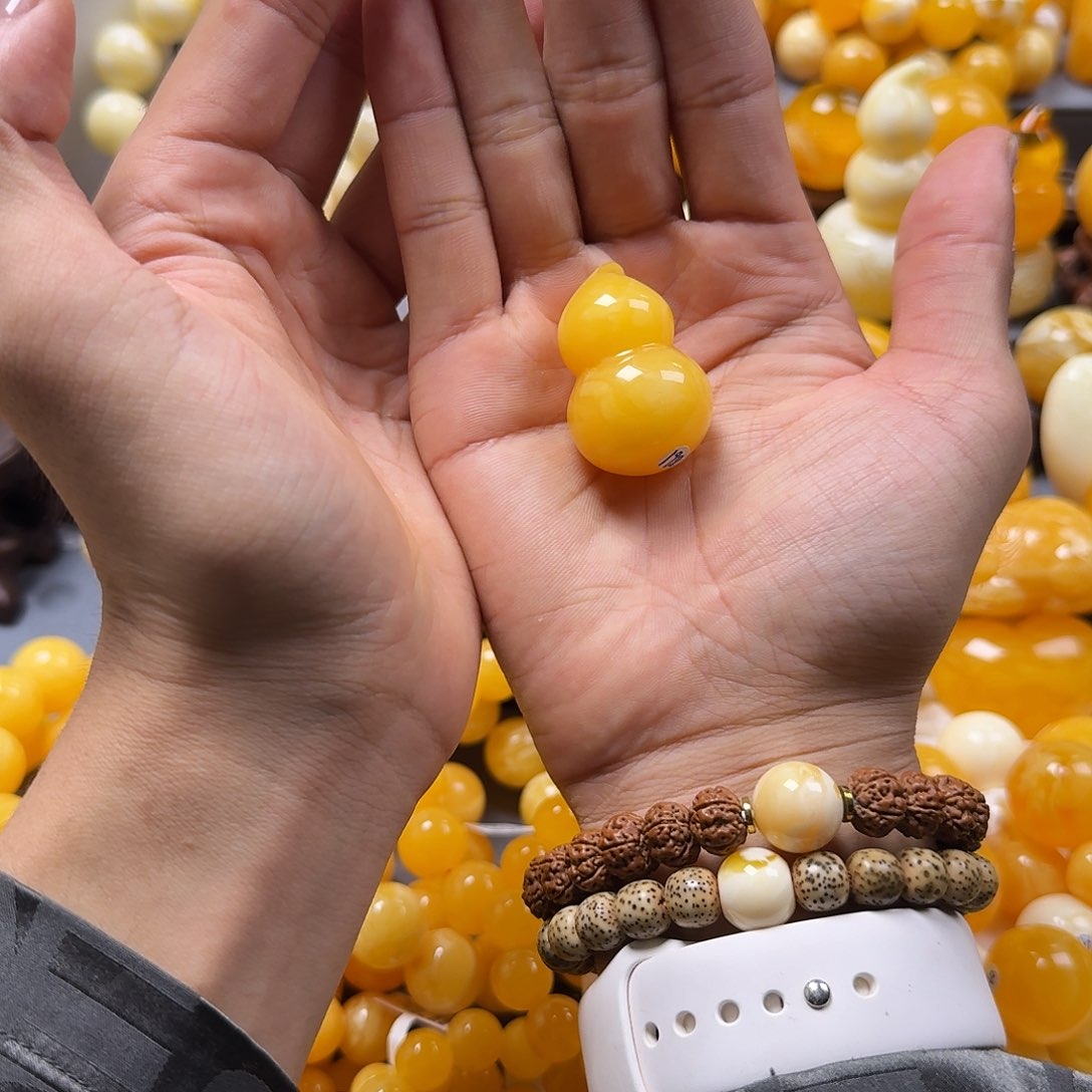 琥珀珠宝奇石未镶嵌葫芦吊坠