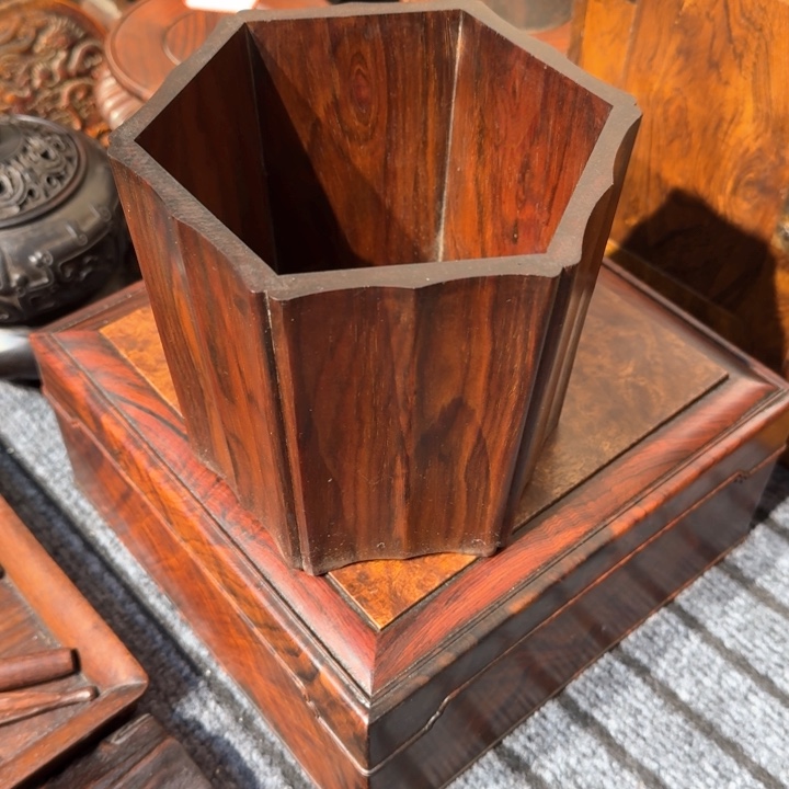 黄杨木奇**石工艺品的价格